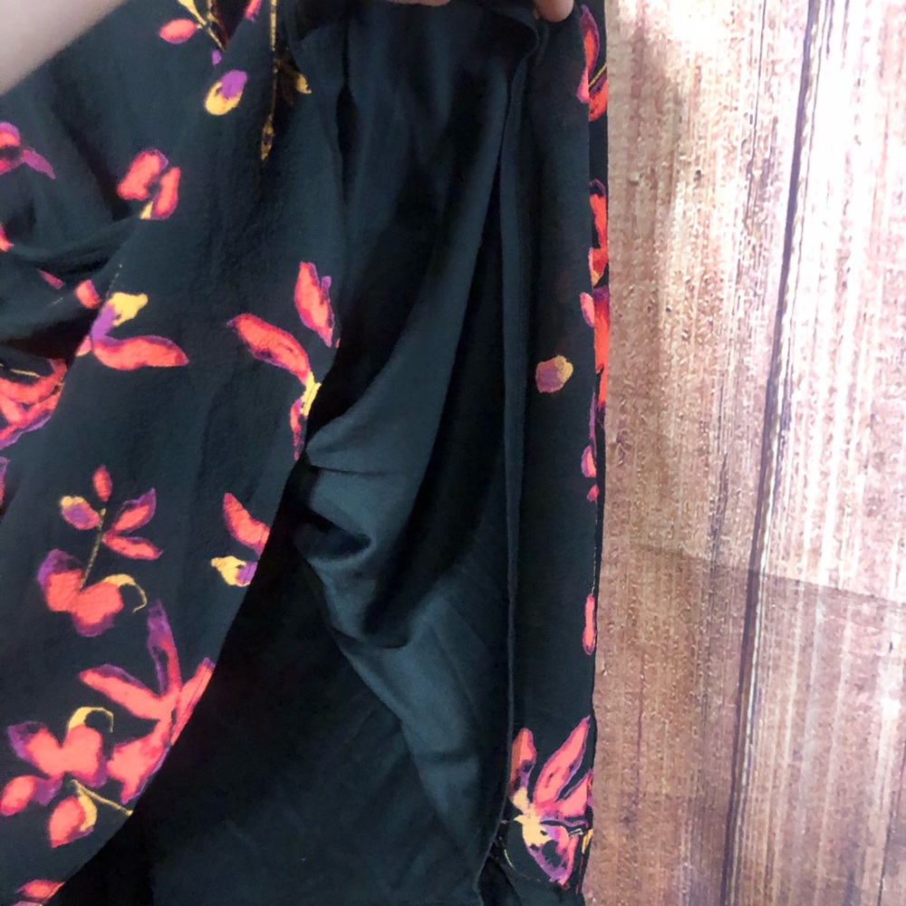 H by Halston Short Sleeve Floral Watercolor Wrap Dress - Picture 7 of 8